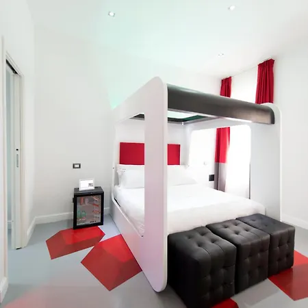 7 Spanish Steps Гостевой дом Рим